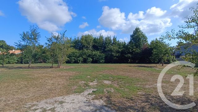 Maison à vendre - 5 pièces - 201,39 m2 - Talais - 33 - AQUITAINE