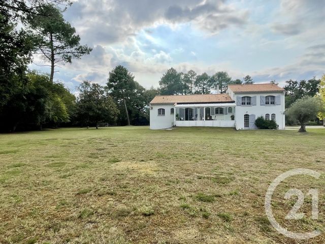 Maison à vendre - 8 pièces - 220 m2 - Hourtin - 33 - AQUITAINE