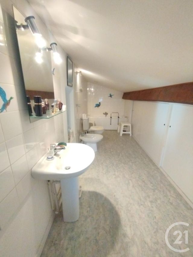 Maison à vendre - 4 pièces - 212,78 m2 - Lesparre Medoc - 33 - AQUITAINE