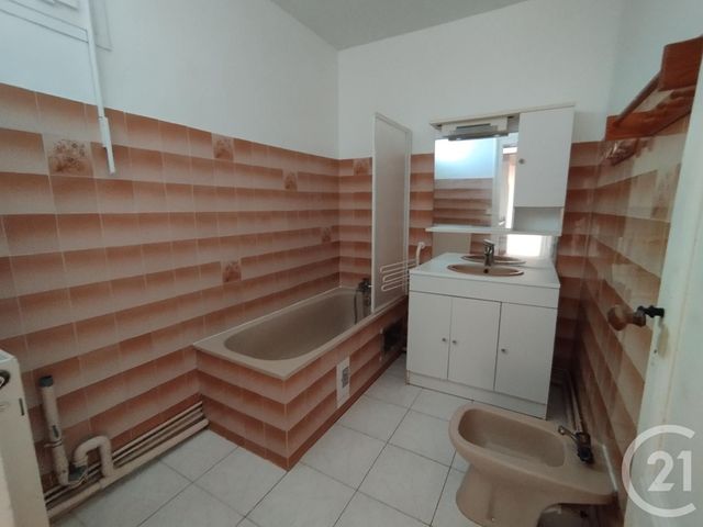 Maison à louer - 4 pièces - 116 m2 - St Vivien De Medoc - 33 - AQUITAINE