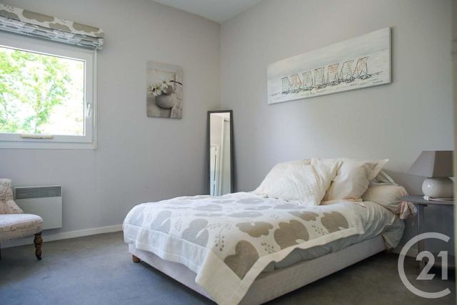 Maison à vendre - 7 pièces - 227,10 m2 - Lesparre Medoc - 33 - AQUITAINE