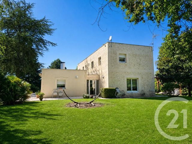 Maison &agrave; vendre - 7 pi&egrave;ces - 227,10 m2 - Lesparre Medoc - 33 - AQUITAINE