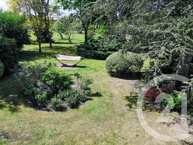 Maison à vendre - 7 pièces - 227,10 m2 - Lesparre Medoc - 33 - AQUITAINE