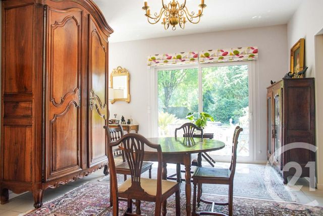 Maison à vendre - 7 pièces - 227,10 m2 - Lesparre Medoc - 33 - AQUITAINE