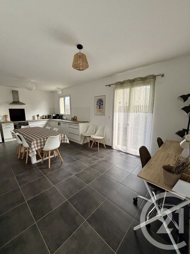 Maison à louer - 4 pièces - 99,38 m2 - Hourtin - 33 - AQUITAINE