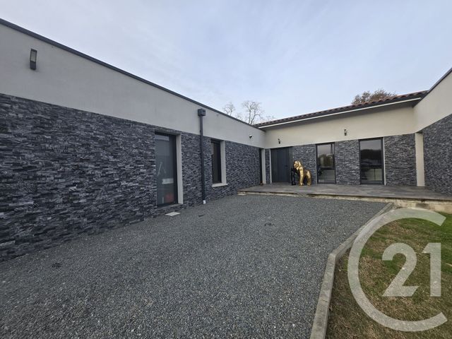 Maison à vendre - 6 pièces - 200 m2 - Queyrac - 33 - AQUITAINE