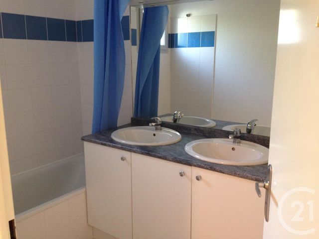 Appartement F4 &agrave; louer - 4 pi&egrave;ces - 78,23 m2 - Lesparre Medoc - 33 - AQUITAINE