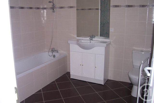 Maison &agrave; louer - 3 pi&egrave;ces - 67,60 m2 - Listrac Medoc - 33 - AQUITAINE