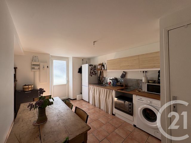 Appartement F2 &agrave; louer - 2 pi&egrave;ces - 48,40 m2 - Lesparre Medoc - 33 - AQUITAINE