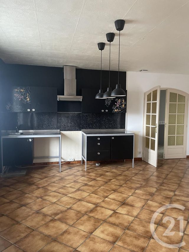 Appartement F5 &agrave; louer - 5 pi&egrave;ces - 130,60 m2 - Margaux Cantenac - 33 - AQUITAINE