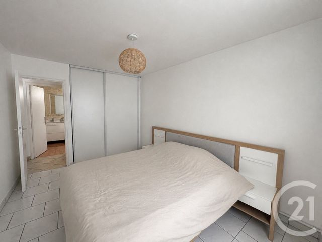 Appartement T2 &agrave; louer - 2 pi&egrave;ces - 60 m2 - Pauillac - 33 - AQUITAINE