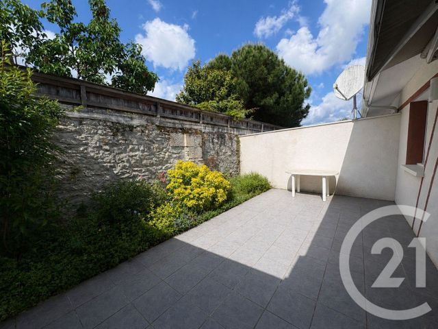 Maison &agrave; louer - 2 pi&egrave;ces - 49,90 m2 - Lesparre Medoc - 33 - AQUITAINE