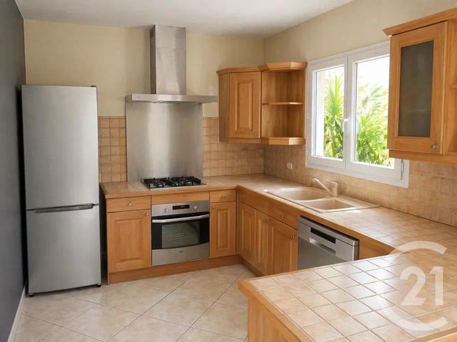 Maison &agrave; louer - 5 pi&egrave;ces - 110,11 m2 - Gaillan En Medoc - 33 - AQUITAINE