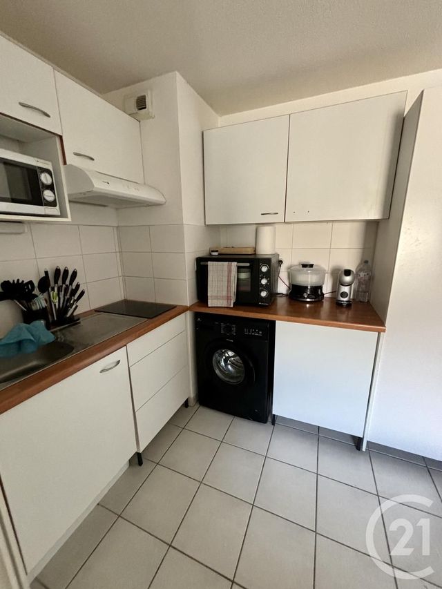 Appartement F3 &agrave; louer - 3 pi&egrave;ces - 53,30 m2 - Lesparre Medoc - 33 - AQUITAINE
