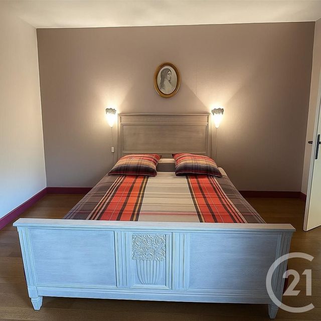 Maison à vendre - 5 pièces - 136,77 m2 - Jau Dignac Et Loirac - 33 - AQUITAINE