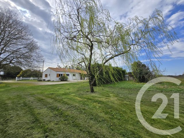 Maison à vendre - 6 pièces - 120,43 m2 - Jau Dignac Et Loirac - 33 - AQUITAINE