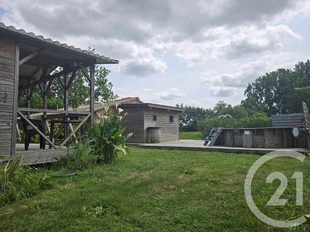 Maison à vendre - 7 pièces - 333,65 m2 - Jau Dignac Et Loirac - 33 - AQUITAINE