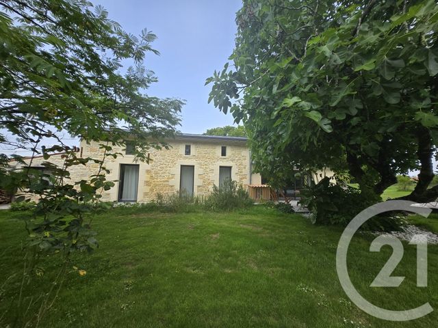 Maison à vendre - 7 pièces - 333,65 m2 - Jau Dignac Et Loirac - 33 - AQUITAINE