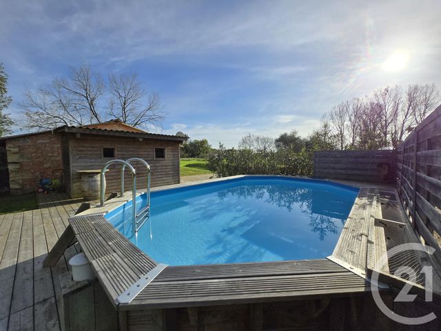 Maison à vendre - 7 pièces - 333,65 m2 - Jau Dignac Et Loirac - 33 - AQUITAINE