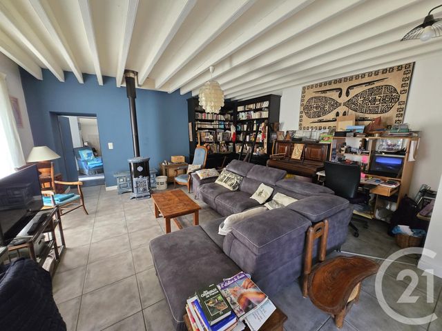 Maison à vendre - 7 pièces - 333,65 m2 - Jau Dignac Et Loirac - 33 - AQUITAINE