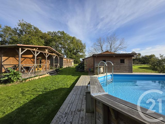 Maison à vendre - 7 pièces - 333,65 m2 - Jau Dignac Et Loirac - 33 - AQUITAINE