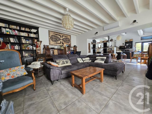 Maison à vendre - 7 pièces - 333,65 m2 - Jau Dignac Et Loirac - 33 - AQUITAINE