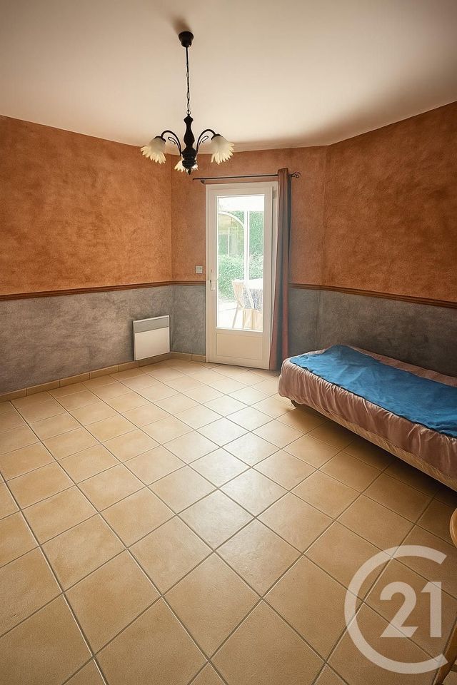 Maison à vendre - 9 pièces - 147 m2 - Jau Dignac Et Loirac - 33 - AQUITAINE