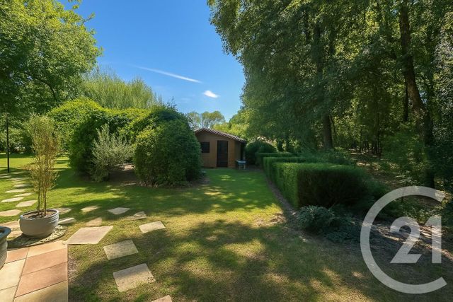 Maison à vendre - 9 pièces - 147 m2 - Jau Dignac Et Loirac - 33 - AQUITAINE