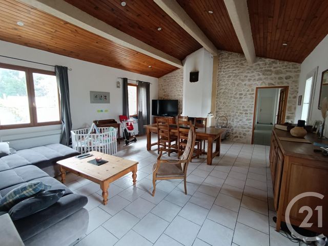 Maison à vendre - 5 pièces - 150,67 m2 - Jau Dignac Et Loirac - 33 - AQUITAINE