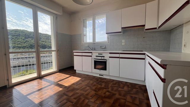 Appartement F3 à vendre - 3 pièces - 88,96 m2 - St Affrique - 12 - MIDI-PYRENEES