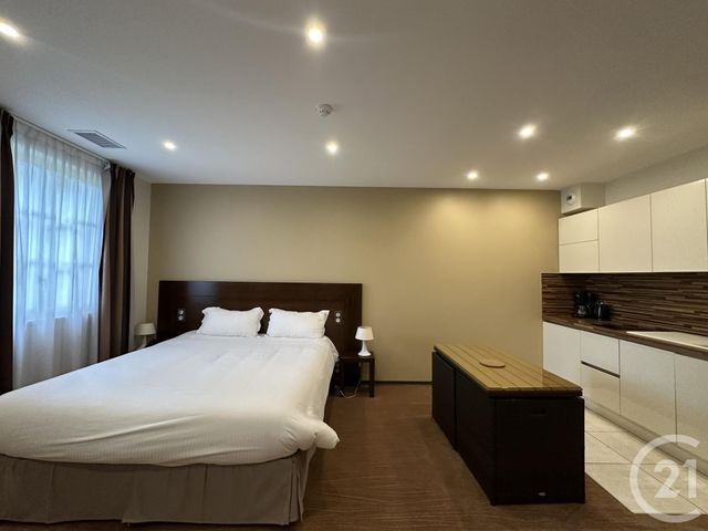 Appartement Studio &agrave; louer - 1 pi&egrave;ce - 31 m2 - St Affrique - 12 - MIDI-PYRENEES