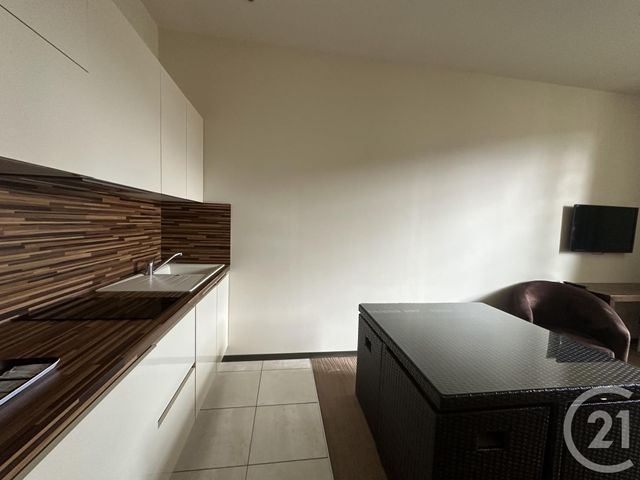 Appartement F2 &agrave; louer - 2 pi&egrave;ces - 41,70 m2 - St Affrique - 12 - MIDI-PYRENEES