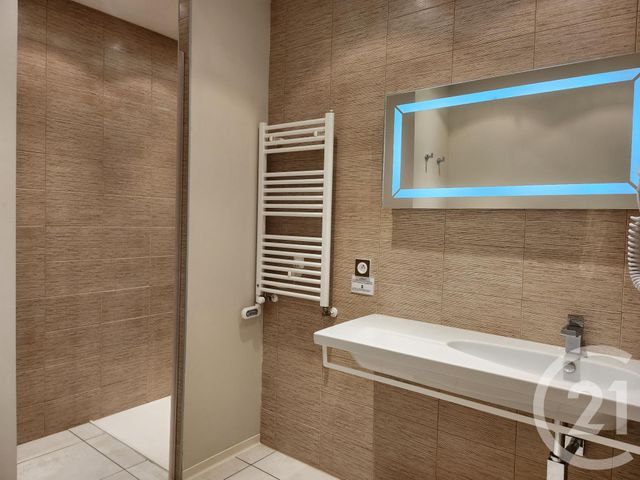 Appartement F2 à louer - 2 pièces - 41,70 m2 - St Affrique - 12 - MIDI-PYRENEES