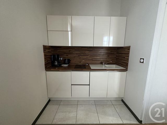 Appartement F2 &agrave; louer - 2 pi&egrave;ces - 39,90 m2 - St Affrique - 12 - MIDI-PYRENEES
