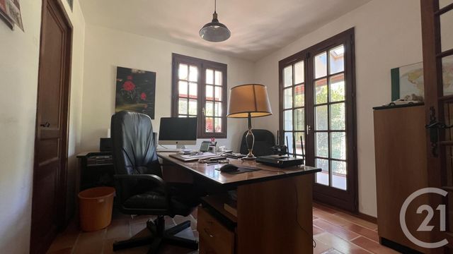 Maison à vendre - 7 pièces - 225 m2 - Versols Et Lapeyre - 12 - MIDI-PYRENEES