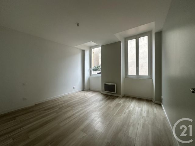 Appartement T2 &agrave; louer - 2 pi&egrave;ces - 42,18 m2 - St Affrique - 12 - MIDI-PYRENEES