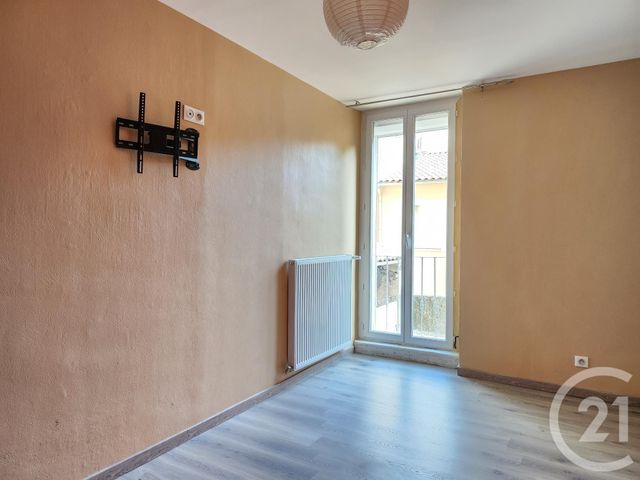 Appartement F3 &agrave; louer - 3 pi&egrave;ces - 64 m2 - St Affrique - 12 - MIDI-PYRENEES