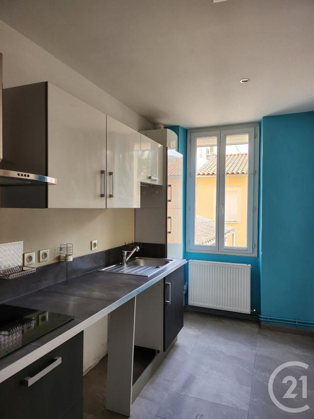 Appartement F3 &agrave; louer - 3 pi&egrave;ces - 64 m2 - St Affrique - 12 - MIDI-PYRENEES