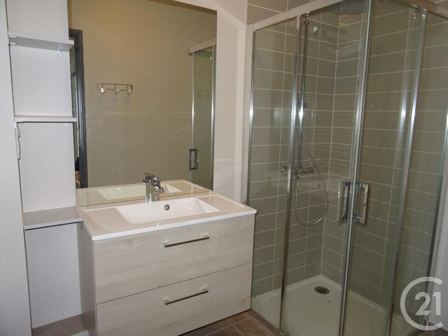 Appartement F3 &agrave; louer - 3 pi&egrave;ces - 64 m2 - St Affrique - 12 - MIDI-PYRENEES