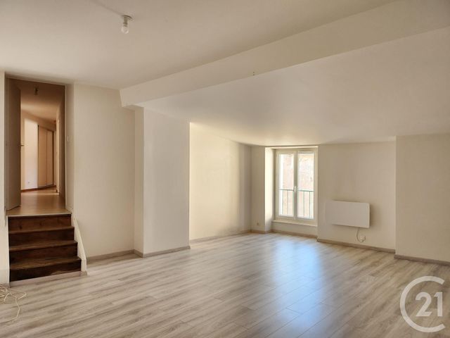 Appartement T4 &agrave; louer - 4 pi&egrave;ces - 131,40 m2 - St Affrique - 12 - MIDI-PYRENEES