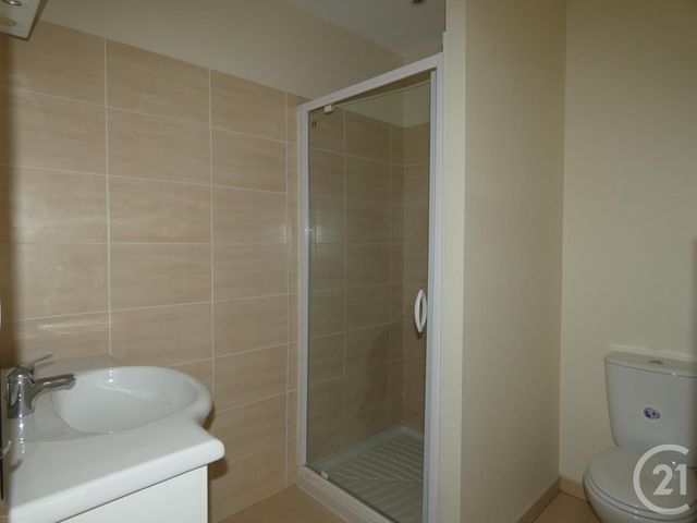 Appartement Studio &agrave; louer - 1 pi&egrave;ce - 26,70 m2 - St Affrique - 12 - MIDI-PYRENEES