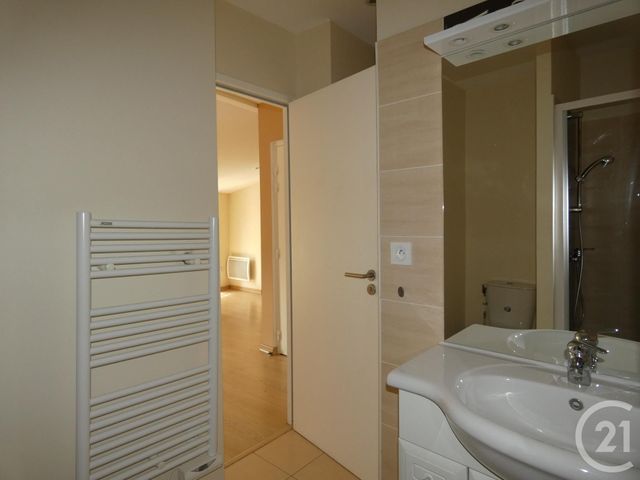 Appartement Studio &agrave; louer - 1 pi&egrave;ce - 26,70 m2 - St Affrique - 12 - MIDI-PYRENEES