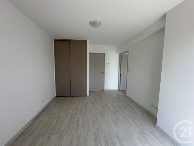 Appartement F2 &agrave; louer - 2 pi&egrave;ces - 51,70 m2 - St Affrique - 12 - MIDI-PYRENEES