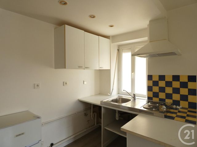 Appartement Studio &agrave; louer - 1 pi&egrave;ce - 25 m2 - St Affrique - 12 - MIDI-PYRENEES