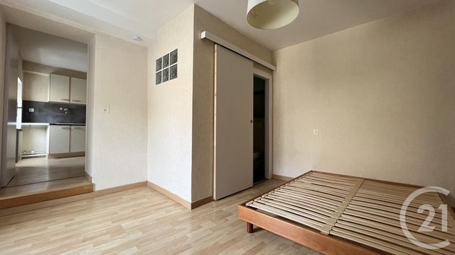 Appartement T2 &agrave; louer - 2 pi&egrave;ces - 35,10 m2 - St Affrique - 12 - MIDI-PYRENEES
