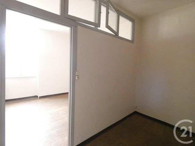 Appartement T3 &agrave; louer - 2 pi&egrave;ces - 37,38 m2 - St Affrique - 12 - MIDI-PYRENEES