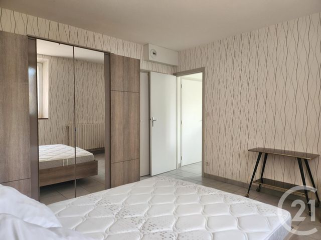 Appartement T2 &agrave; louer - 2 pi&egrave;ces - 31 m2 - St Affrique - 12 - MIDI-PYRENEES