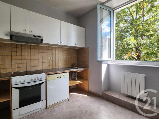 Appartement T3 &agrave; louer - 3 pi&egrave;ces - 65,20 m2 - St Affrique - 12 - MIDI-PYRENEES