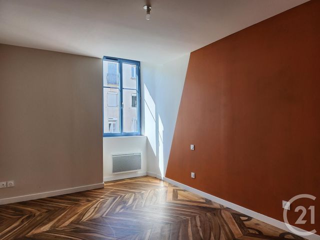 Appartement T4 &agrave; louer - 4 pi&egrave;ces - 71,70 m2 - St Affrique - 12 - MIDI-PYRENEES