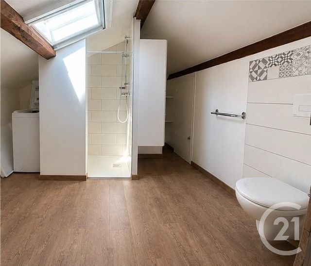 Appartement F2 &agrave; louer - 2 pi&egrave;ces - 46 m2 - St Affrique - 12 - MIDI-PYRENEES